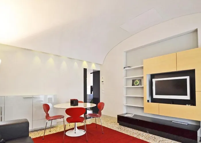 Ai Bareteri Luxury Canal View