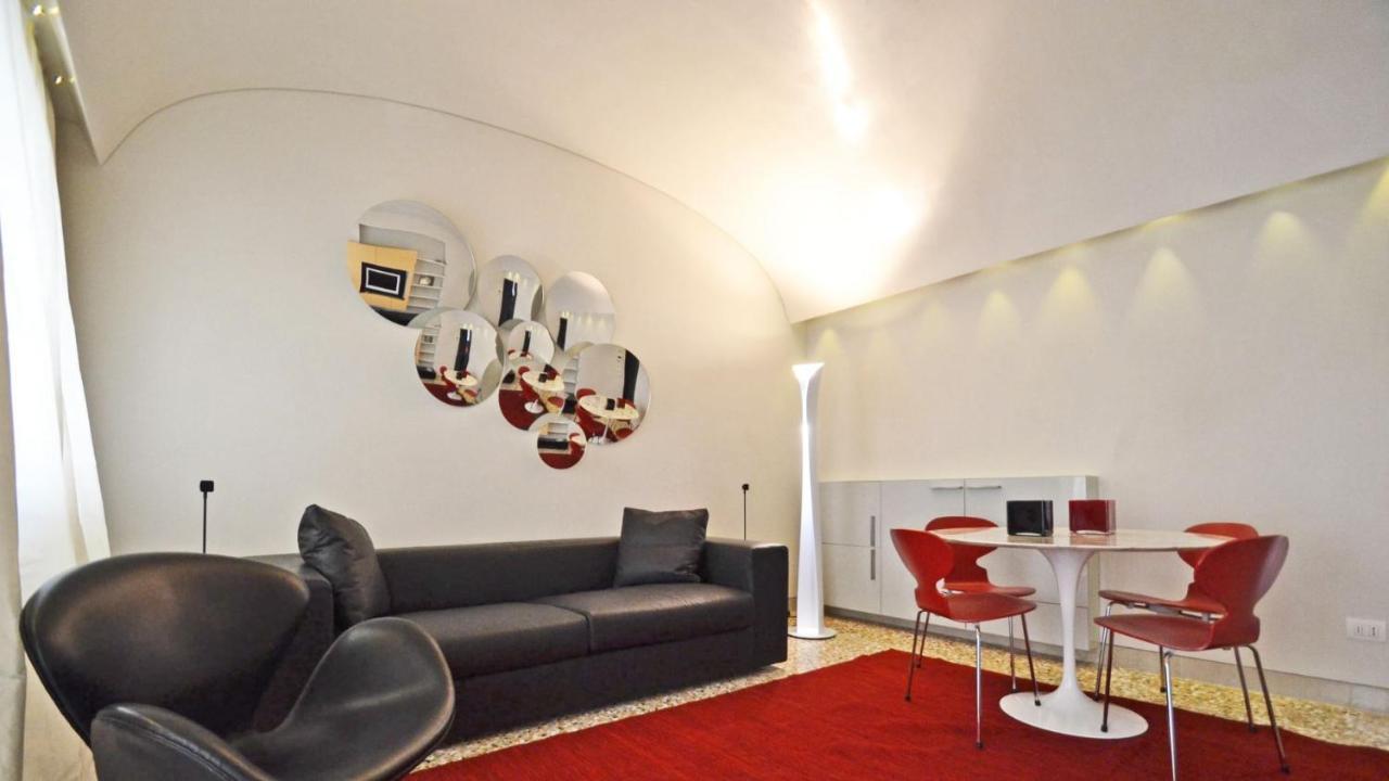 Ai Bareteri Luxury Canal View Apartamento *
