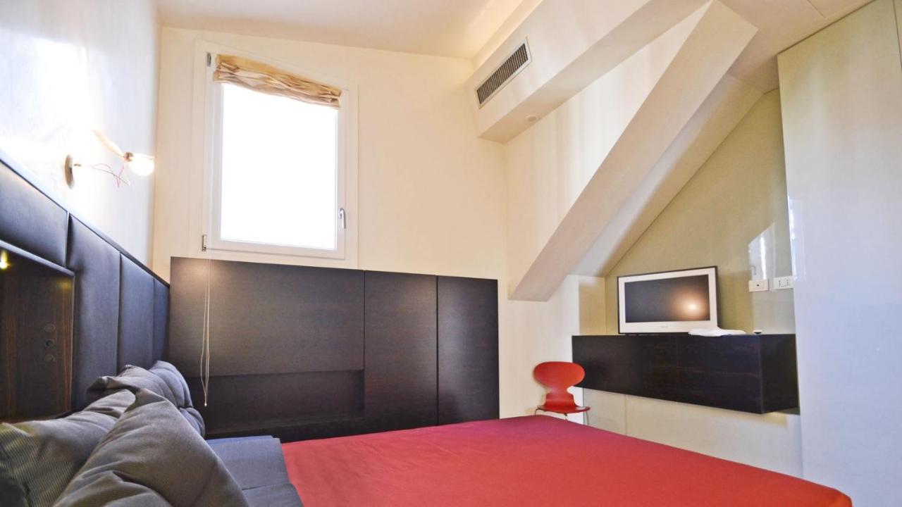 Apartamento Ai Bareteri Luxury Canal View Venecia